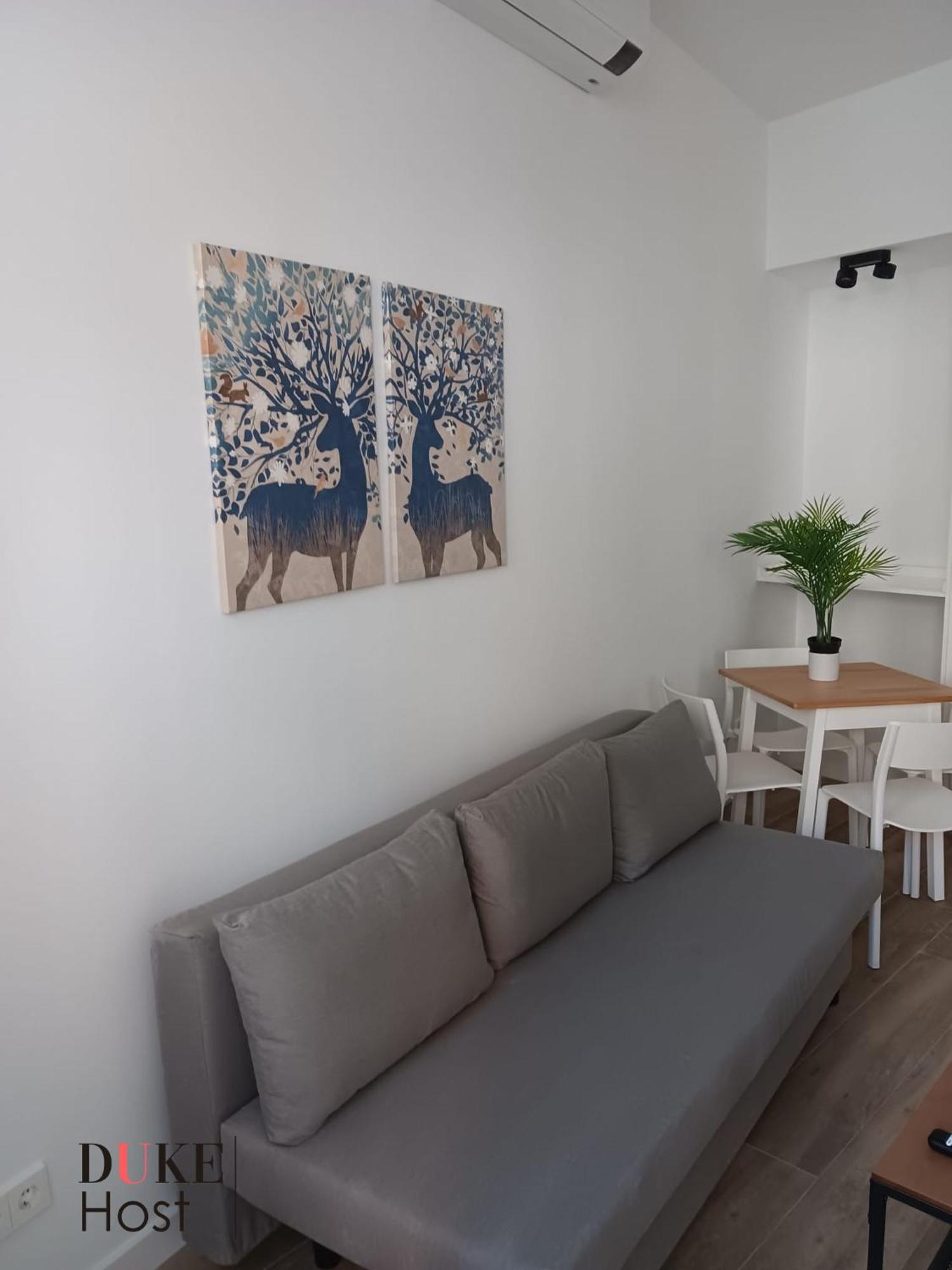 Francos Rodriguez1 Apartments Мадрид Екстериор снимка